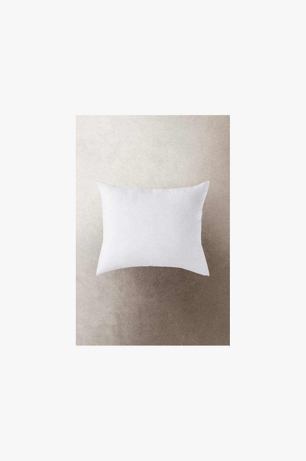 Jotex CELINE Kissen medium 60x50 cm - ökologisch und recycelt Bis zu 50% Rabatt