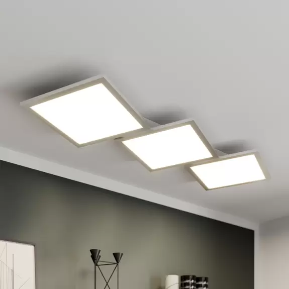 Lampenwelt LED-Deckenleuchte Ilira, dimmbar, CCT, 3-flammig Vatertagsangebot