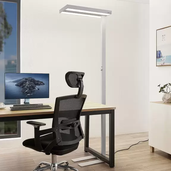 Lampenwelt Arcchio LED-Stehleuchte Logan Pro, weiß, Sensor, dimmbar Vierteljährliche Förderung