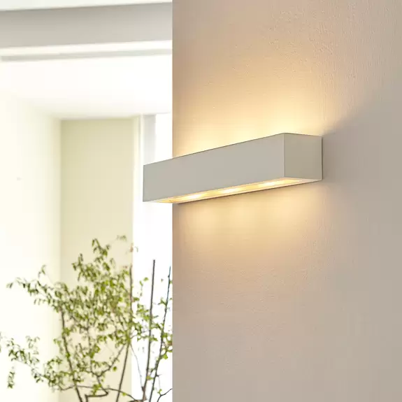 Lampenwelt Lindby Wandlampe Tjada, 51 cm, weiß, Gips, G9, bemalbar Verkauf