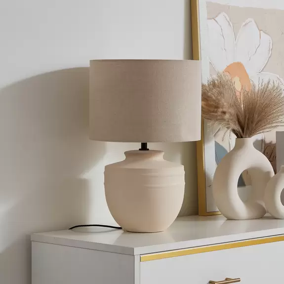 Lampenwelt Lindby Tischleuchte Thalassia, beige, Ø 30 cm, Keramik Black Friday