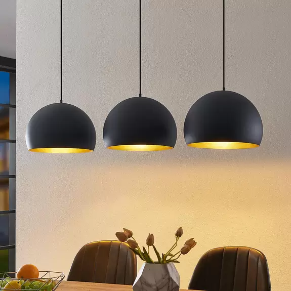 Lampenwelt Lindby Pendelleuchte Tarjei, 146 cm, schwarz-gold, Stahl 50% Rabatt für begrenzte Zeit