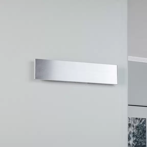 Lampenwelt Lindby Tinkodara LED-Wandleuchte, länglich, alu Tiefpreis