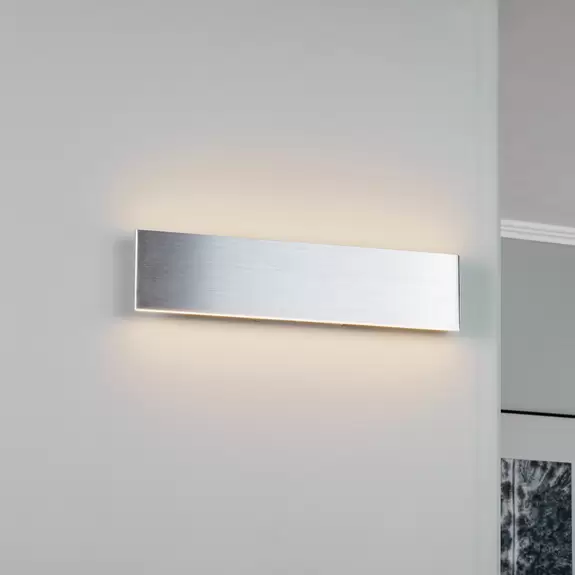 Lampenwelt Lindby Tinkodara LED-Wandleuchte, länglich, alu Tiefpreis