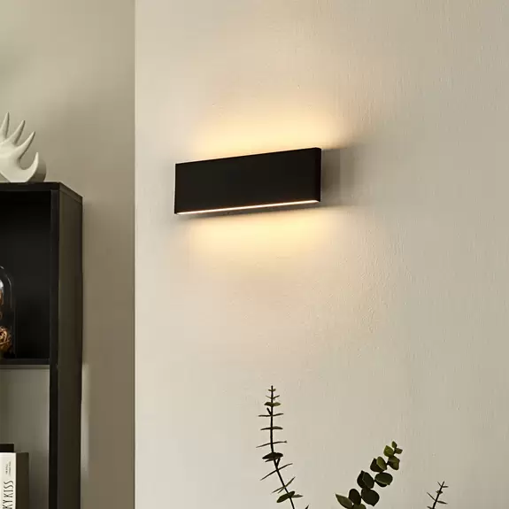 Lampenwelt Lindby Ignazia LED-Wandleuchte, 28 cm, schwarz Nur noch ein Tag übrig