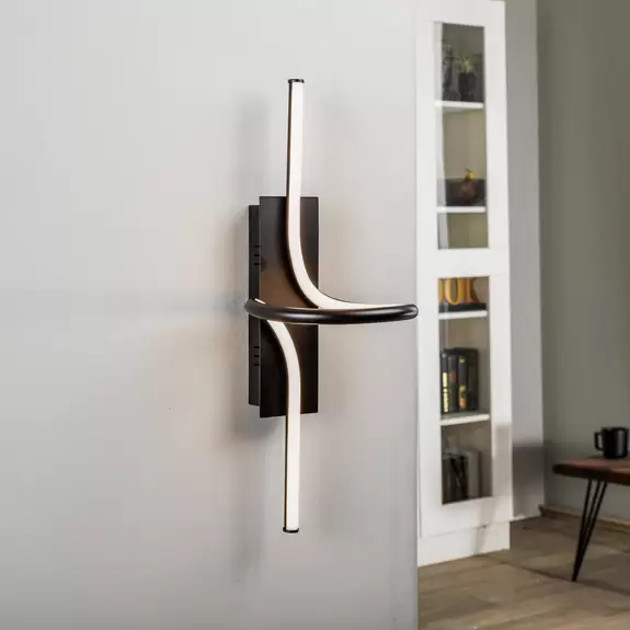 Lampenwelt Lindby Divola LED-Wandleuchte, stepdim, schwarz Räumungsverkauf
