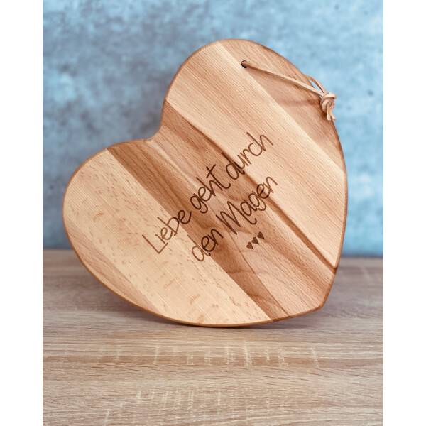 Mea Living Brettchen Herz aus Holz mit Lederhänger "Liebe geht durch den Magen" Kostenlose Rückgabe