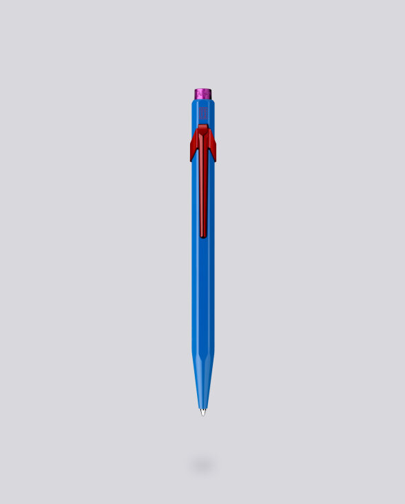 Nuuna Kugelschreiber Caran d'Ache 849 Claim Your Style Edition Kobaltblau mit Etui Im Verkauf