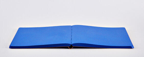 Nuuna Notizbuch Not White L Light Blau im Angebot