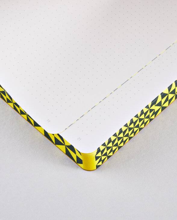 Nuuna Notizbuch Graphic L The Happy Book by Stefan Sagmeister Vatertagsangebot