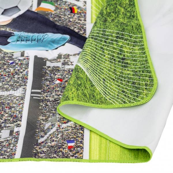 Roth Ideen Kinder-Badetuch Fußballer 60x120 cm Flash Sale