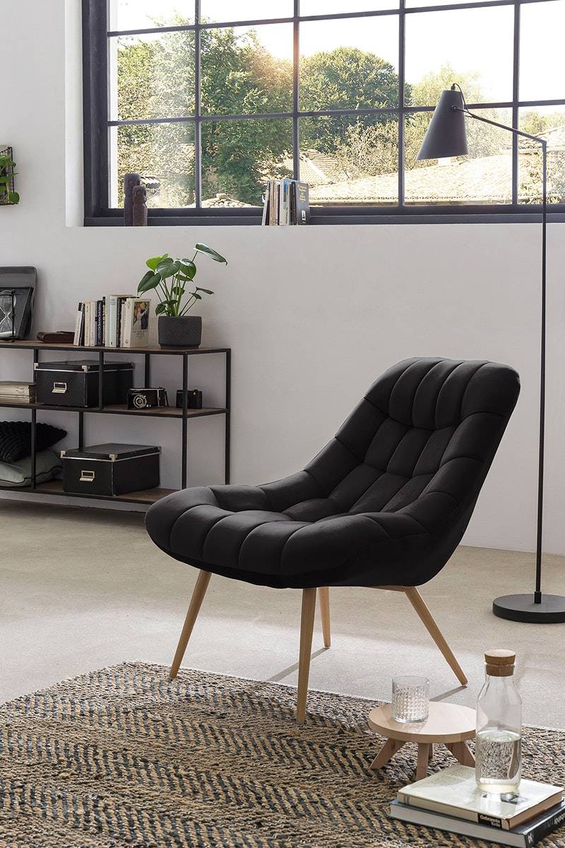 Salesfever Loungesessel schwarz XXL-Sitzfläche Steppung Samt Metall Holzoptik CHICAGO Riesige Rabatte