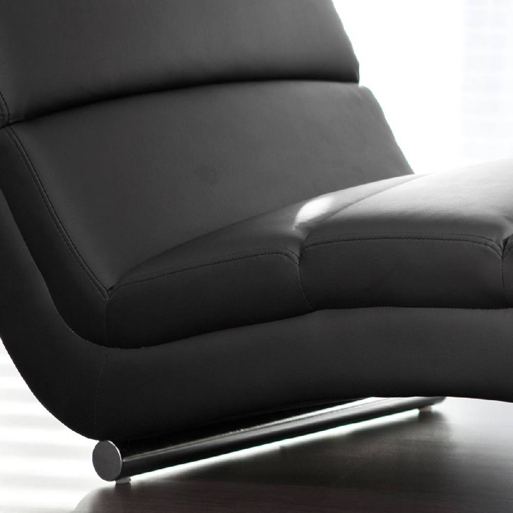 Salesfever Designer schwarz Relaxliege aus Kunstleder Senta Hotsell